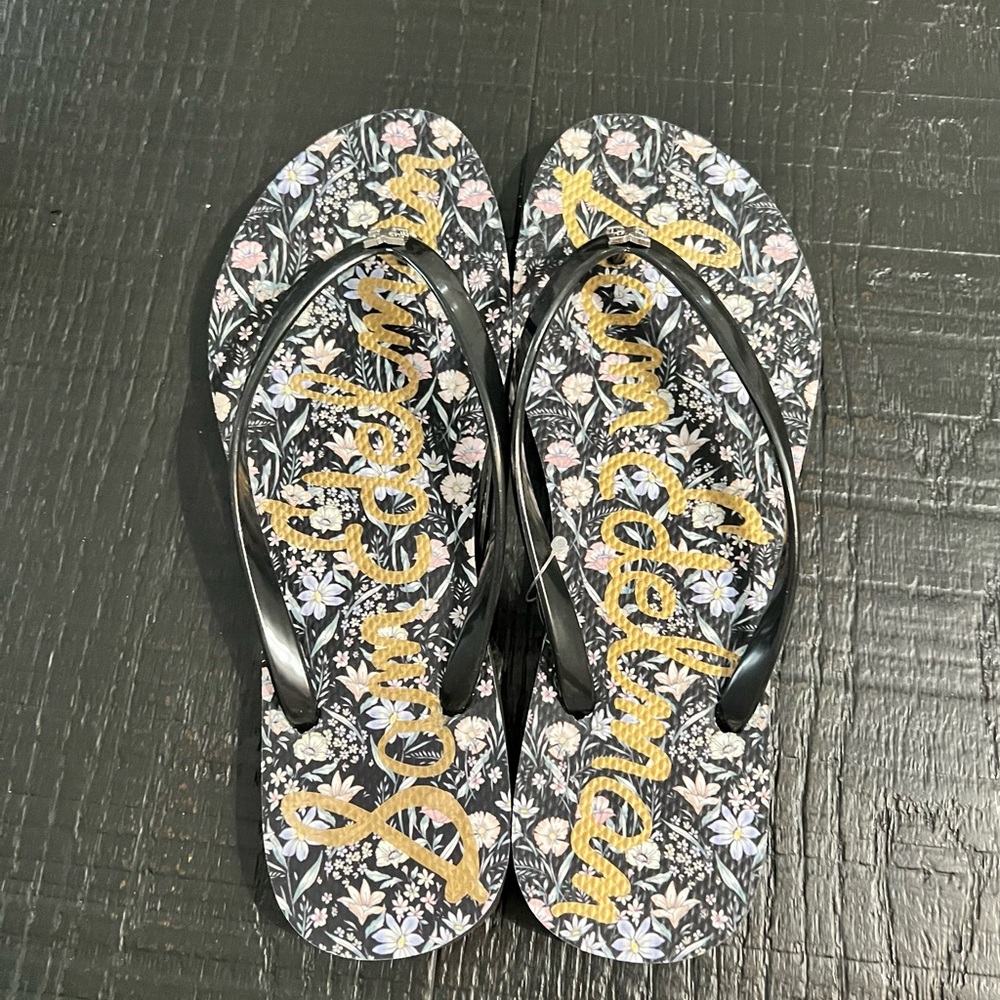 Sam Edelman Flip Flops size 8.5 Black